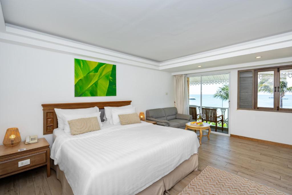 Sea view room at beachfront hotel in Patong Phuket