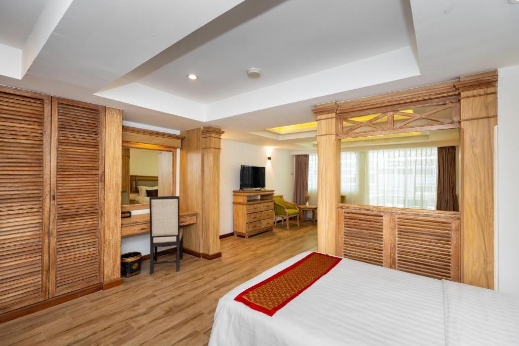 Comfortable hotel room near Patong Beach Phuket